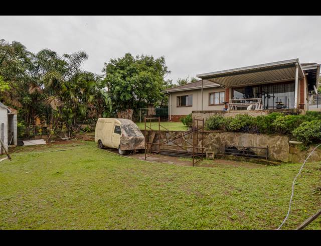 3 BEDROOM HOUSE FOR SALE IN BLUFF